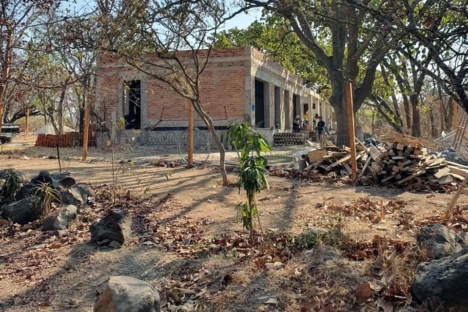 Pese a que vecinos dieron aviso a las autoridades municipales, la obra llegó a término dentro de la zona protegida.