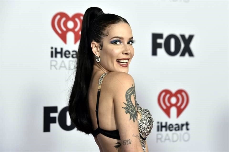 La cantante Halsey reveló que vivió 3 abortos espontáneos y reescribió su testamento al pensar que moriría.