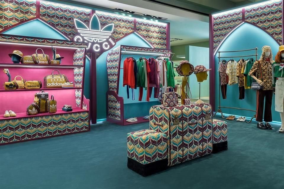 Adidas x Gucci, una colección que fusiona elementos de ambas marcas, abrió tres 'pop-up stores' en CDMX, Guadalajara y Monterrey.