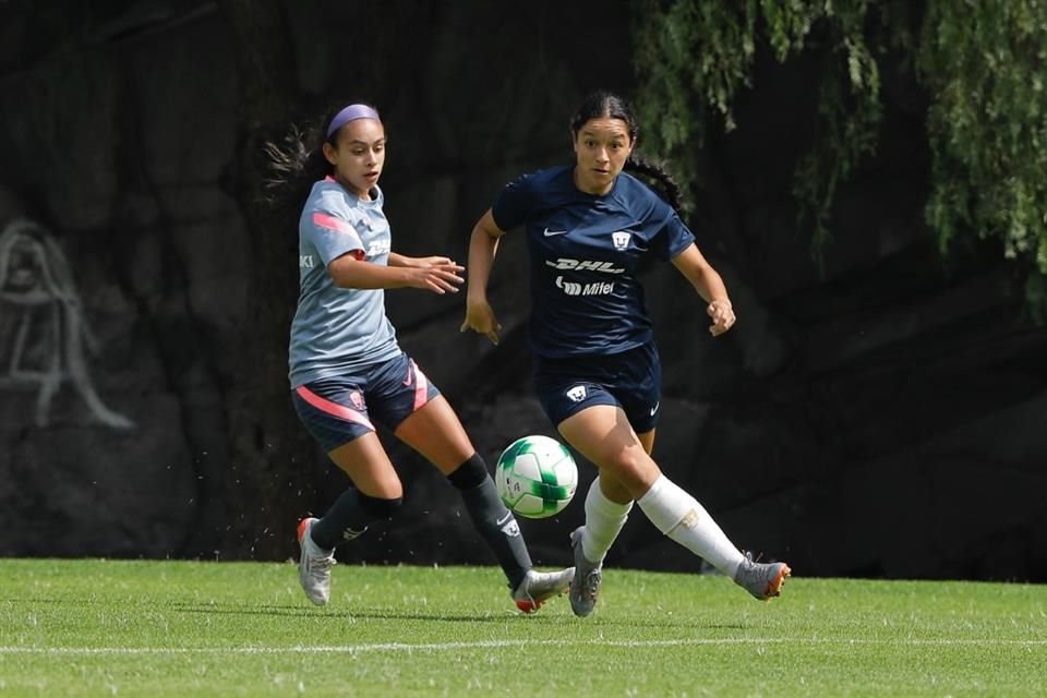 Pumas Femenil se prepara para su debut en el Apertura 2022, ante Mazatlán.