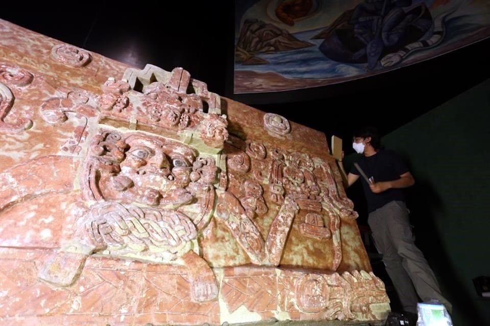 Para mejorar la apreciación de la pieza, que se prevé esté lista el próximo diciembre, se ha propuesto mejorar la iluminación de la sala maya.