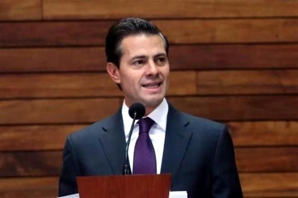 La FGR informó que investiga al ex Presidente Enrique Peña por lavado de dinero, enriquecimiento ilícito y delitos electorales.