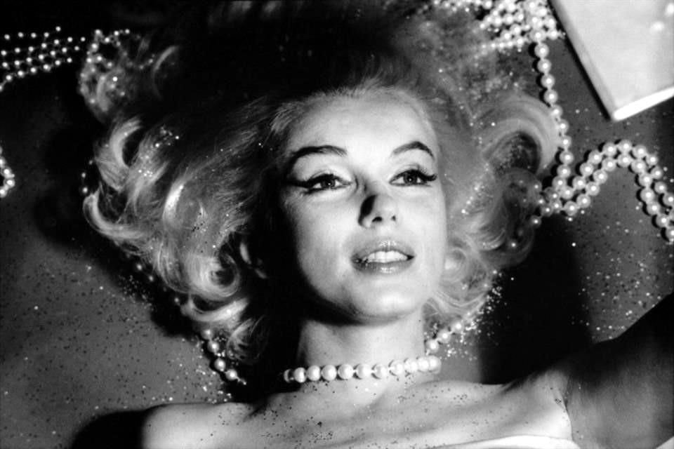 La escritora Joyce Carol Oates, autora del libro 'Blonde', aseguró que Marilyn Monroe murió casi en la pobreza, sin dinero para un funeral adecuado.