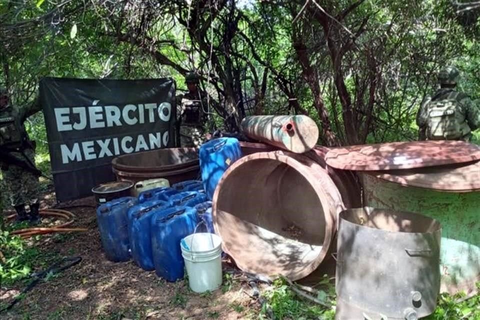 El Ejército ha desmantelado 65 laboratorios clandestinos en Sinaloa en poco más de un mes.