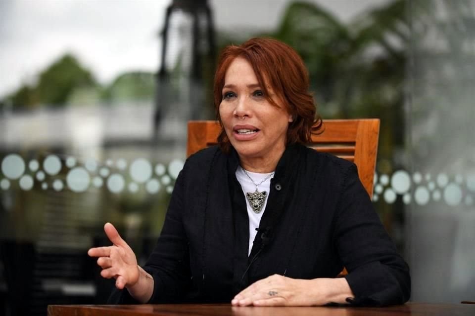 De cabello bermejo, atuendo informal y expresión meditabunda, Leonor Espinosa puso por primera vez a Colombia en el atlas gastronómico.