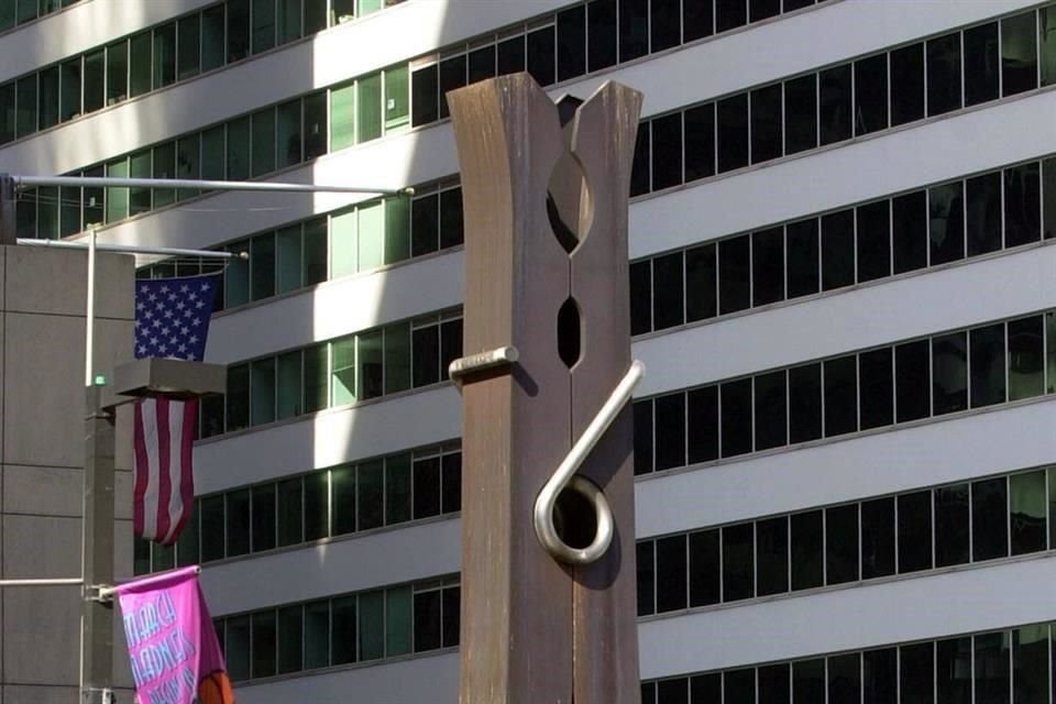 'Clothespin', escultura monumental en Filadelfia.