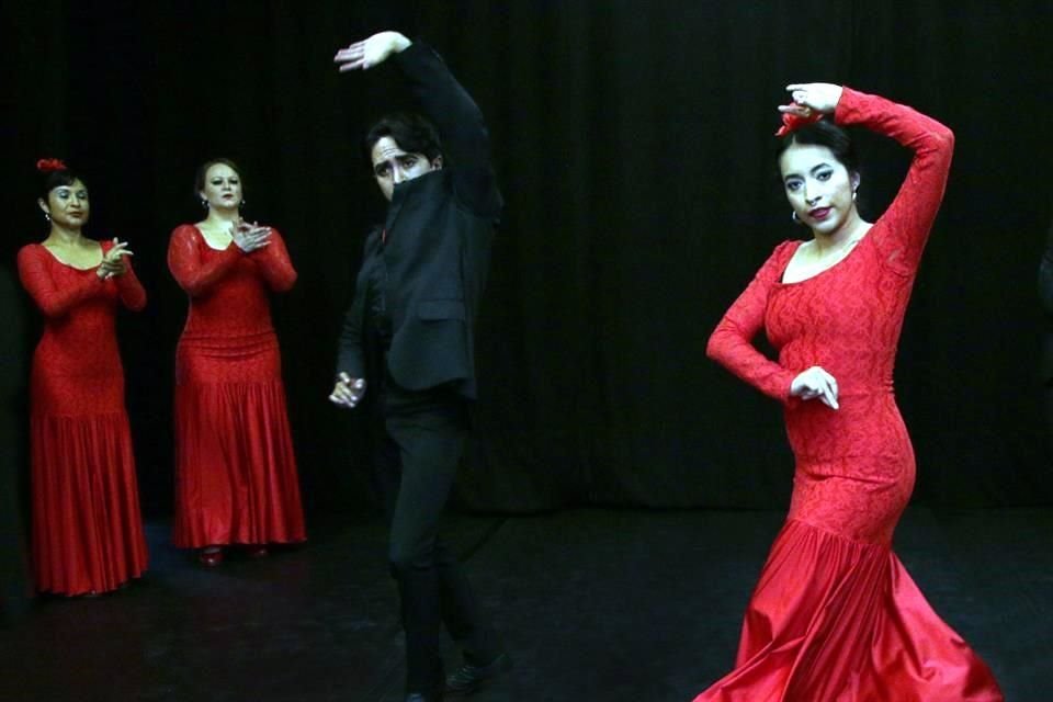 'Viñetas flamencas' se presentará en el Teatro de la Danza Guillermina Bravo del Centro Cultural del Bosque 22 al 24 de julio.