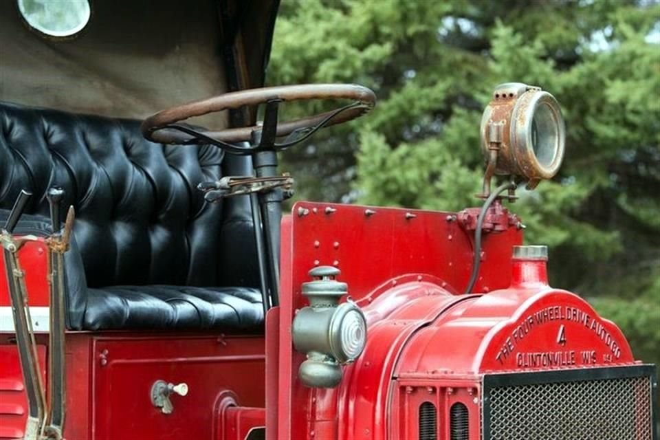 El Model B de FWD contaba con un motor de 6.3 litros.