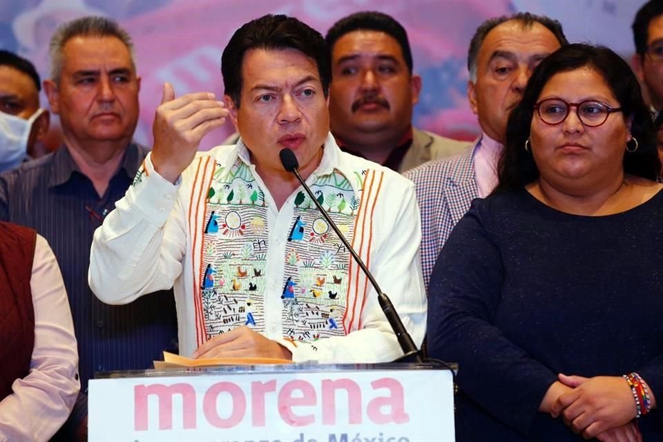 Mario Delgado, líder nacional de Morena, en conferencia de prensa.