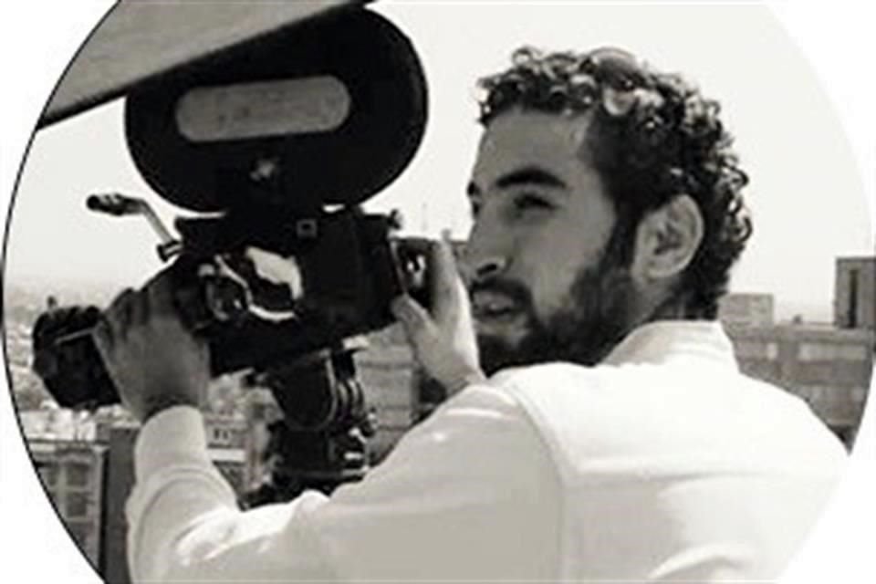 El cineasta Arturo Díaz Santana es egresado del CUEC, y también director de 'Rita, el documental', sobre la rockera Rita Guerrero.