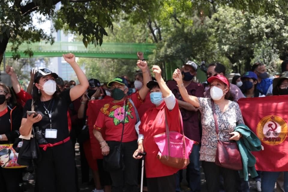 Protesta en oficinas de Telmex en la Calle Sullivan, Colonia San Rafael, CDMX.