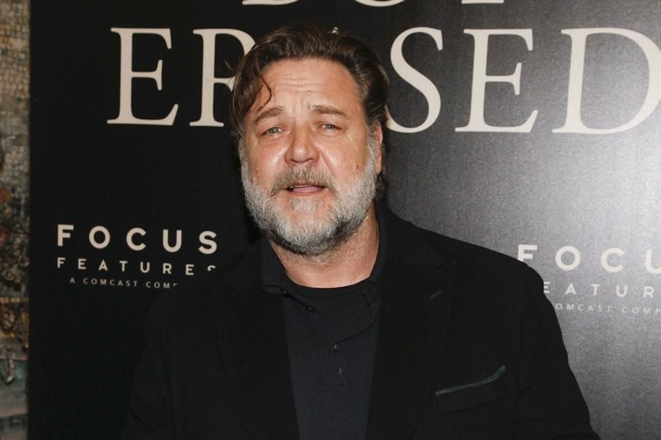 Russell Crowe anunció que su padre, John Alexander Crowe, murió a los 85 años, aunque no dijo las causas del deceso.