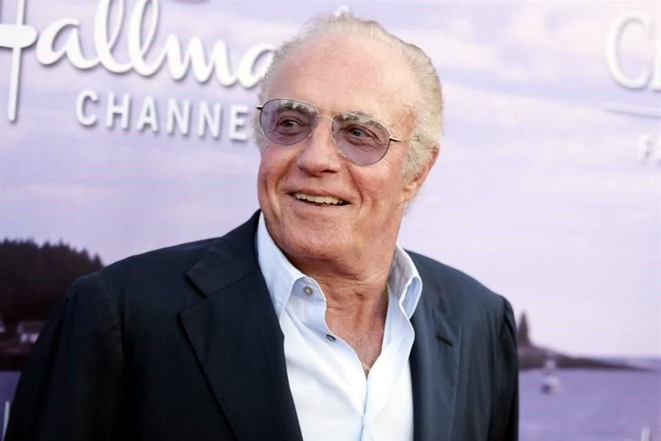 A semanas de que se diera a conocer la muerte de James Caan, se reveló que fue debido a problemas cardíacos que presentaba el actor.