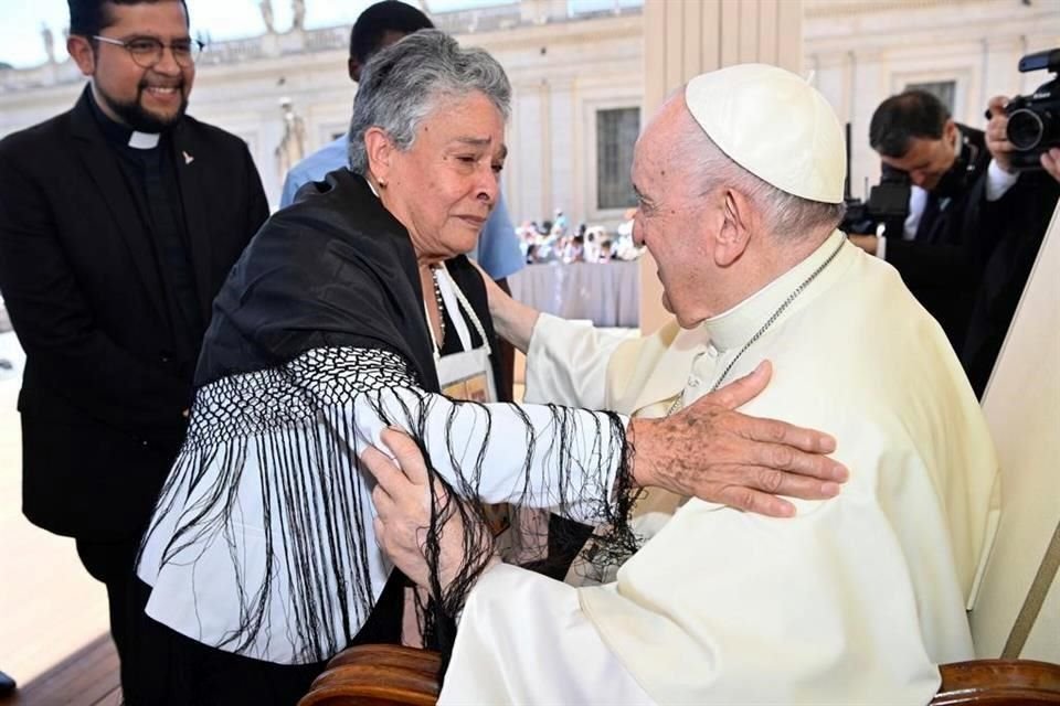 María Herrera Magdaleno, madre de cuatro hijos desaparecidos, pidió ayuda al Papa en mayo pasado.