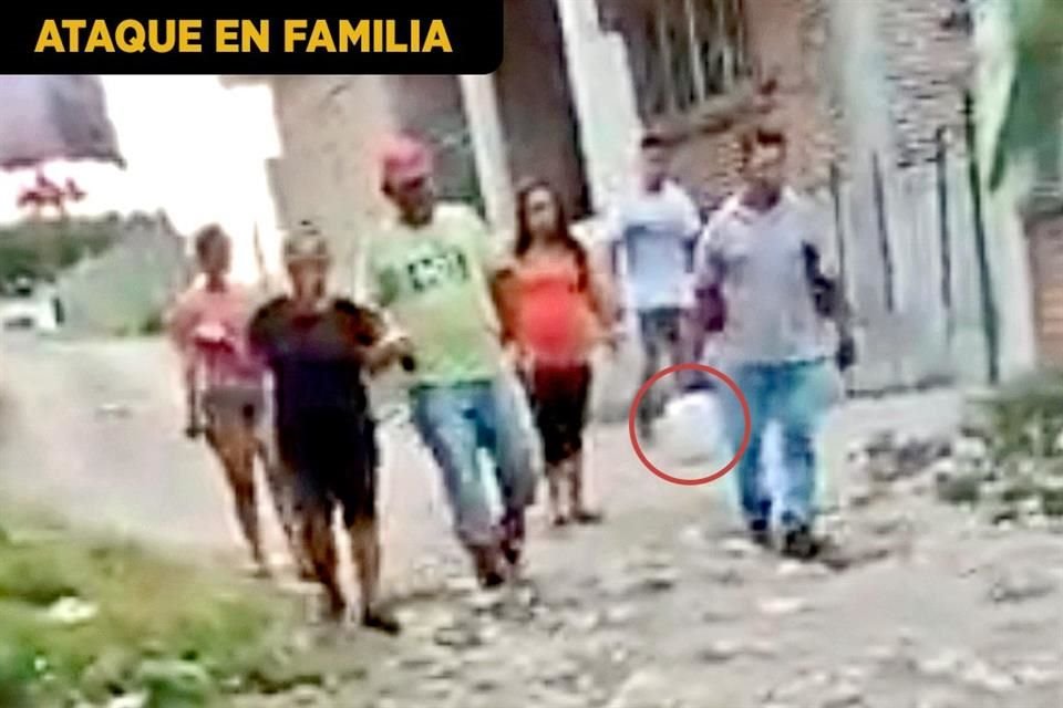 El hombre cargaba un bidón con combustible, con el que quemó viva a Margarita.