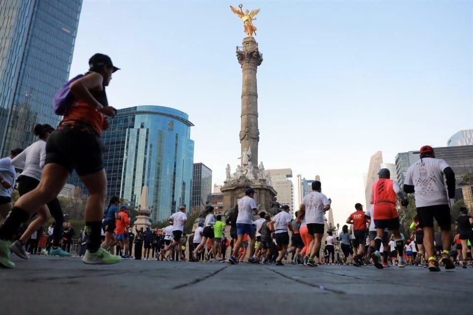 El Medio Maratón se correrá en el Paseo de la Reforma.