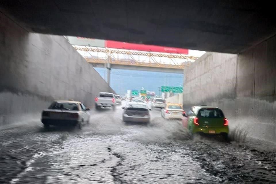 Una lluvia de ligera a moderada trae un respiro a la Ciudad, que enfrenta una fuerte sequía y tiene las presas en niveles críticos.