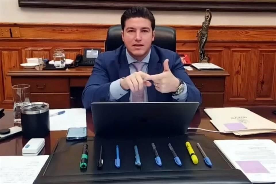 El Gobernador Samuel García informó que el Secretario de Medio Ambiente, Alfonso Martínez Muñoz, visita hoy la planta desalinizadora de Brownsville, que ofreció enviar este apoyo al Estado.