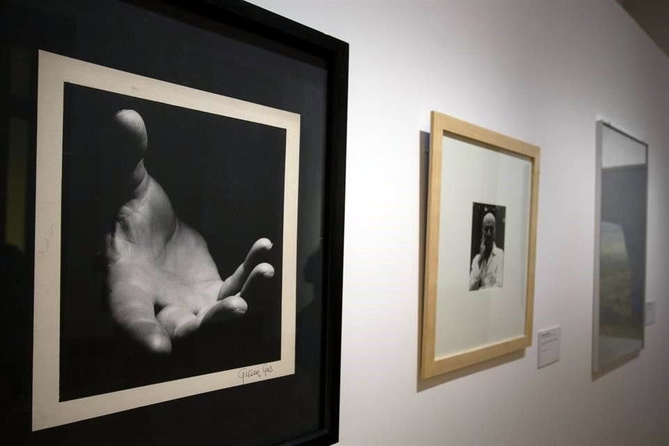 'Carlos Pellicer. Amistad y memoria' reúne también fotografías de importantes autores como Armando Salas Portugal, Manuel Álvarez Bravo y Mateo Herrera.