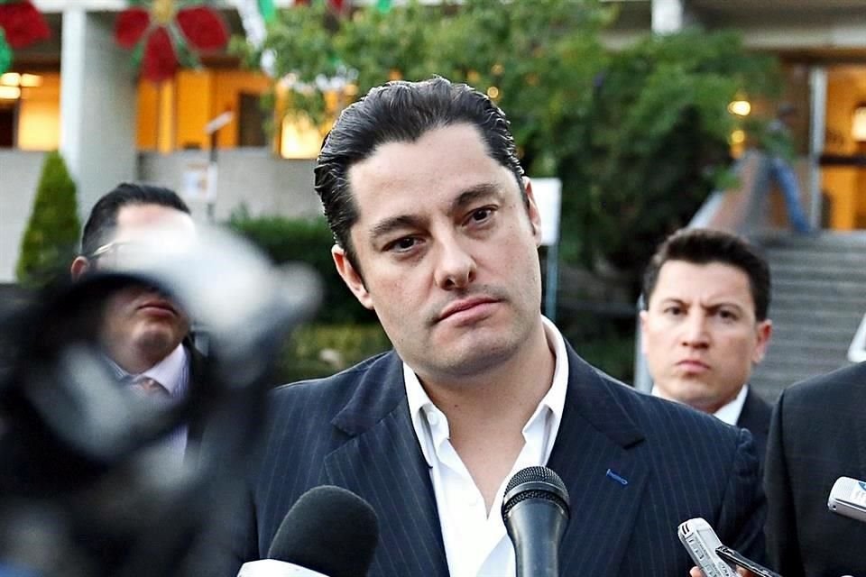 Luis Vizcaíno, ex funcionario presuntamente relacionado con el Cartel Inmobiliario en Benito Juárez, permanecerá en prisión preventiva.