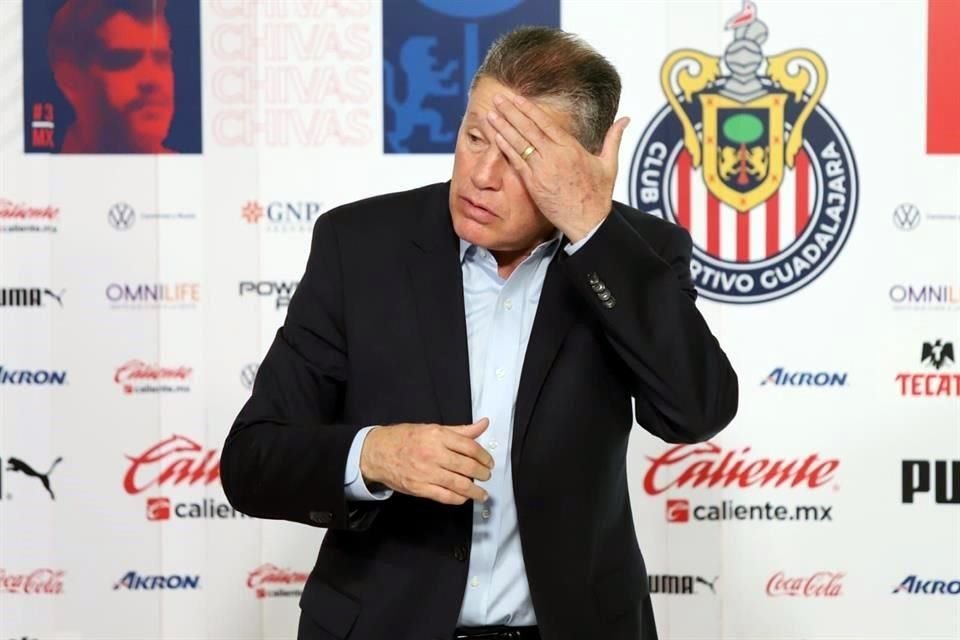 Ricardo Peláez reveló que en una ocasión renunció a su cargo de director deportivo de las Chivas y el propietario Amaury Vergara no la aceptó.