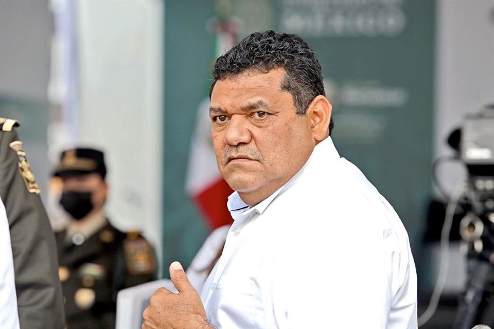 Aunque obra está inconclusa, director de Fonatur dijo a pobladores que con ganancias de Tren Maya aumentarán pensiones de adultos mayores.