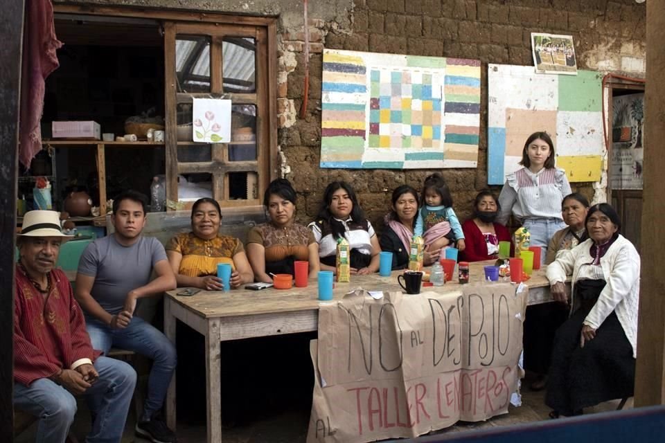 El monto del Premio Nacional de Artes y Literatura significa un respiro para el Taller Leñateros, que libra una batalla legal contra la amenaza de despojo de su sede.
