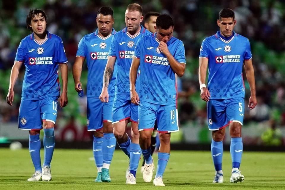 Cruz Azul suma derrota en el torneo.