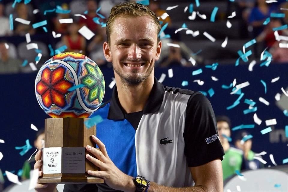 Daniil Medvedev es el nuevo campeón del Abierto de Los Cabos.