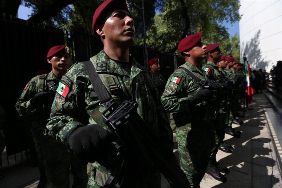 La Secretaría de la Defensa Nacional envió a Jalisco a 750 militares para reforzar la seguridad en Jalisco, comunicó la mañana de este miércoles.