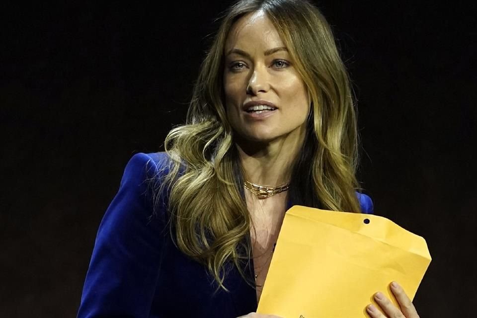 La actriz Olivia Wilde solicitó desestimar la petición de custodia de su ex esposo, Jason Sudeikis, luego de que este la 'avergonzara' y 'exhibiera'.