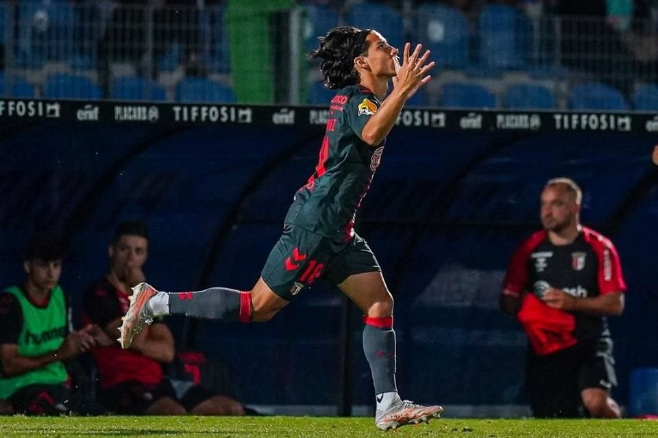 Diego Lainez tuvo sus primeros minutos de juego con el Braga.