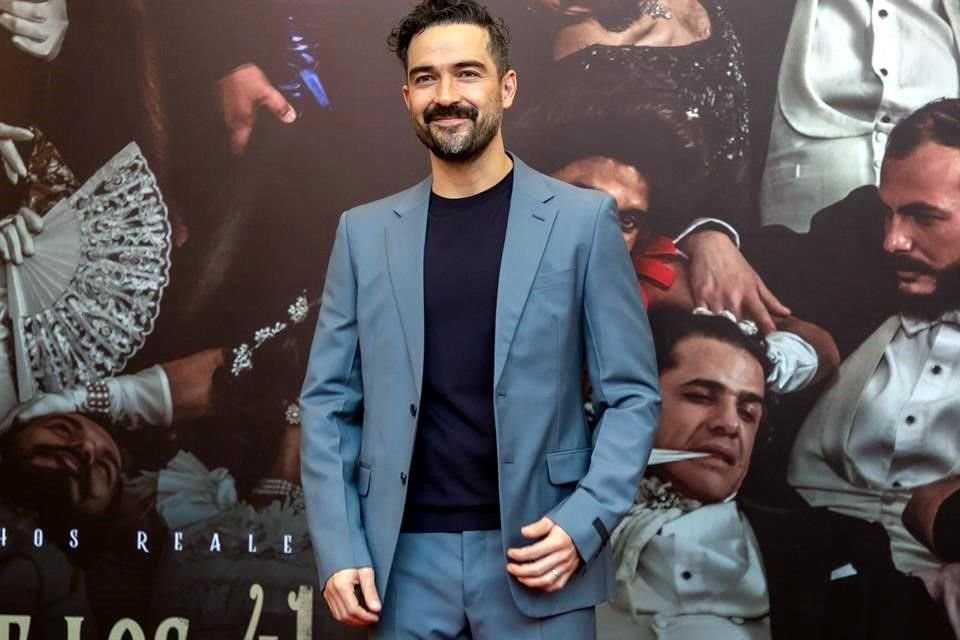 Asegura el mexicano Alfonso Herrera que es como un sueño filmar la épica espacial 'Rebel Moon', del realizador de culto Zack Snyder.