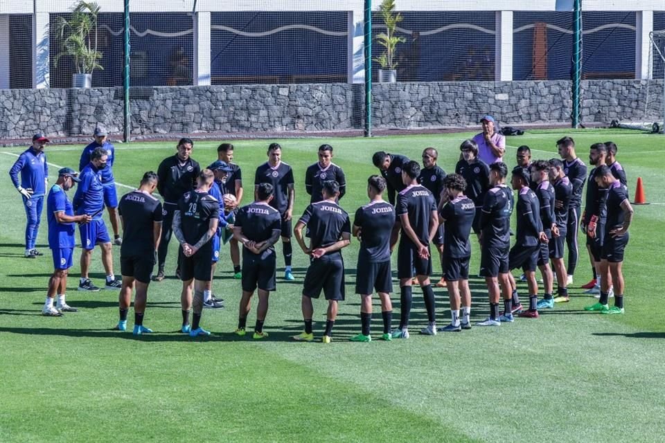 'Potro' Gutiérrez dirigirá su primer partido con Cruz Azul.