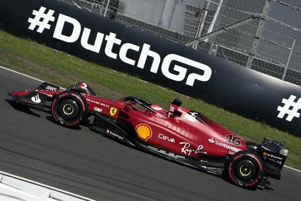 Charles Leclerc, de Ferrari, fue el más rápido en la tercera práctica del GP de los Países Bajos.