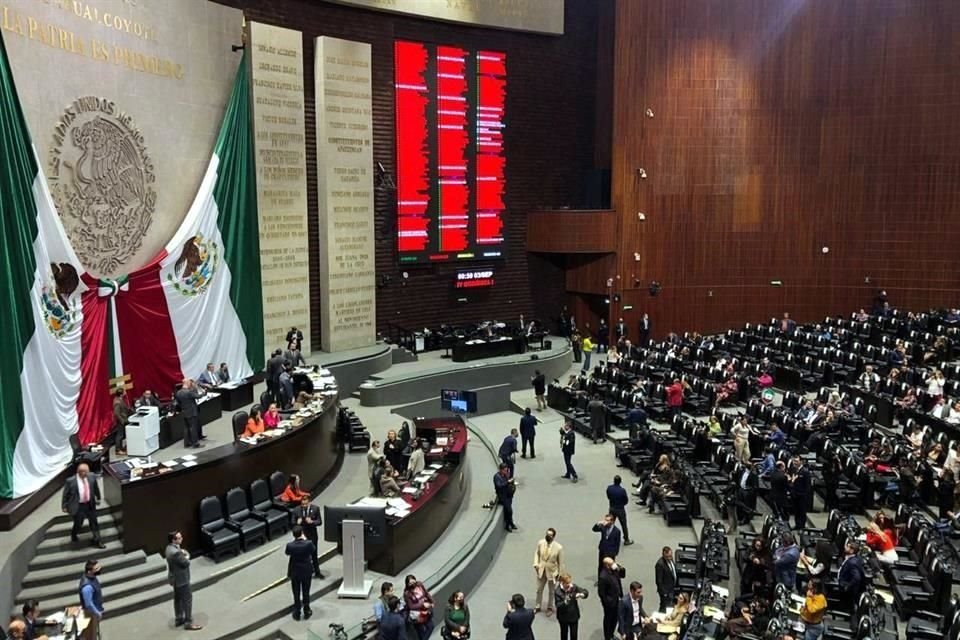 La Cámara de Diputados avaló en lo general y en lo particular reforma a Guardia Nacional.