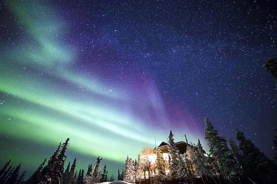 Blachford Lake Lodge.