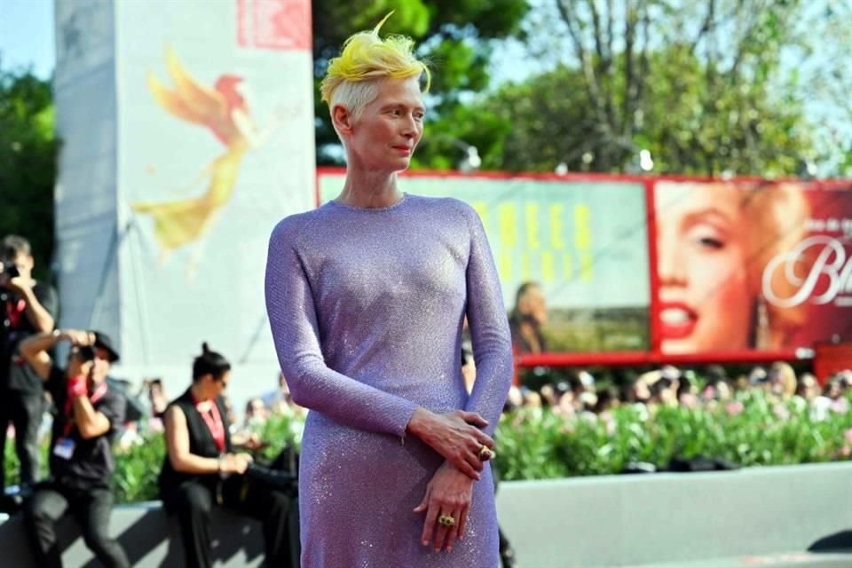 La actriz Tilda Swinton conquistó a los asistentes a Venecia con su papel dual en la película 'The Eternal Daughter', de Joanna Hogg.