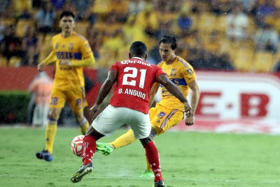 Las imágenes del primer tiempo, cuando Tigres se puso arriba 1-0.