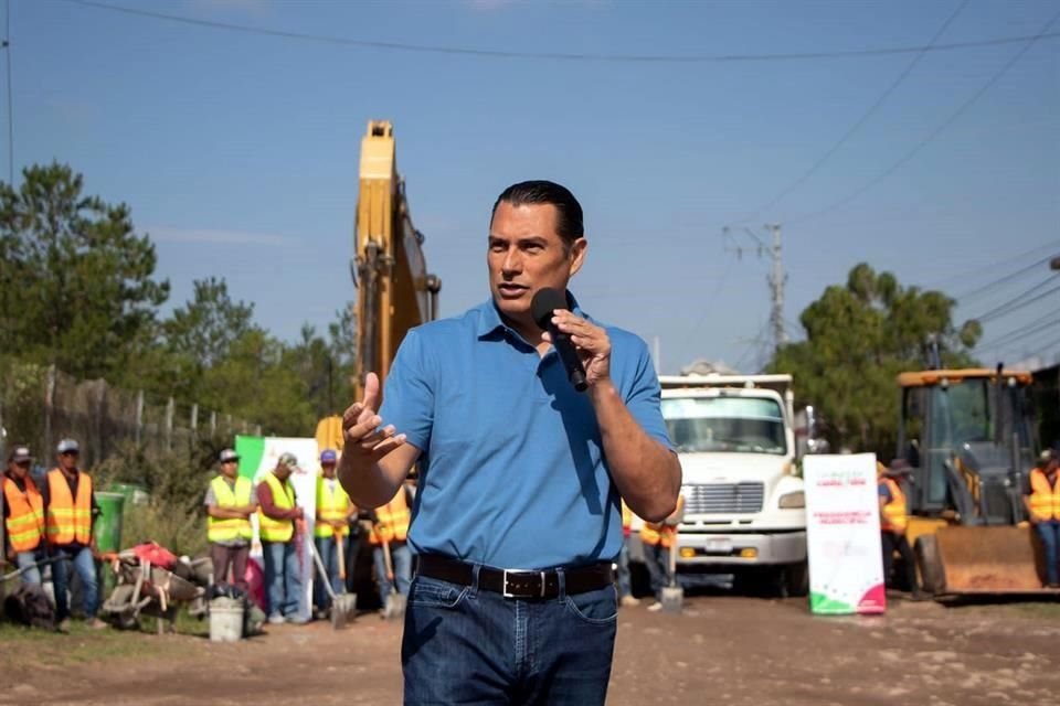 En los últimos diez años, dijo el Alcalde Mauricio Trejo, se han ampliado más de ocho banquetas en el área de patrimonio de la Humanidad de San Miguel de Allende como parte de un plan de movilidad.