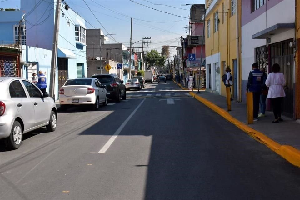 En la calle Papaloapan, en el Barrio de San Andrés, fue repuesta la carpeta asfáltica, con 2 millones 113 mil pesos.