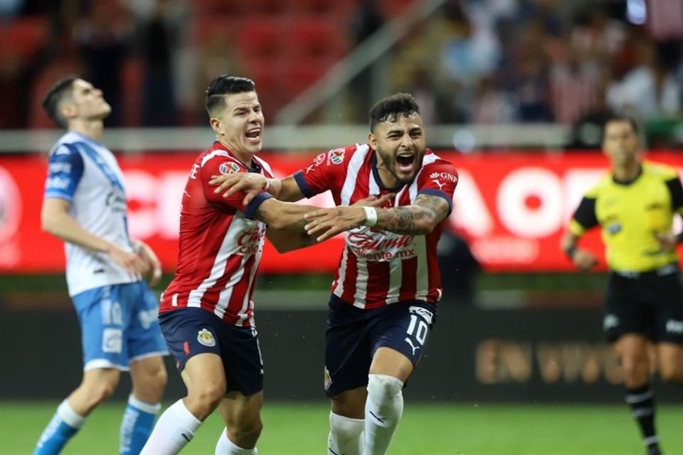 Alexis Vega consiguió el 1-0 ante el Puebla en los minutos finales del partido.