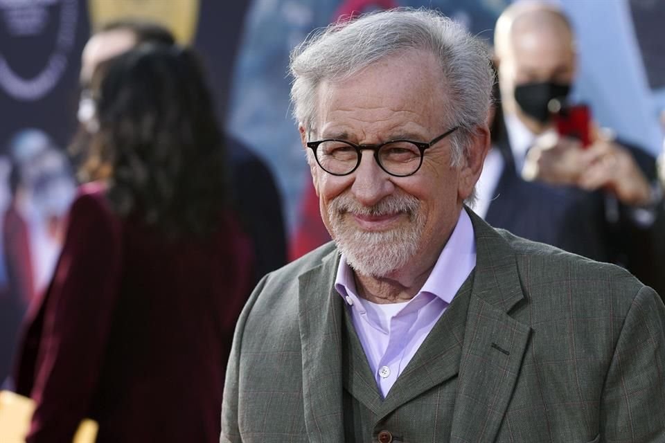 El cineasta Steven Spielberg reitera que no ve su jubilación como una opción tras la presentación de 'The Fabelmans' en el TIFF.