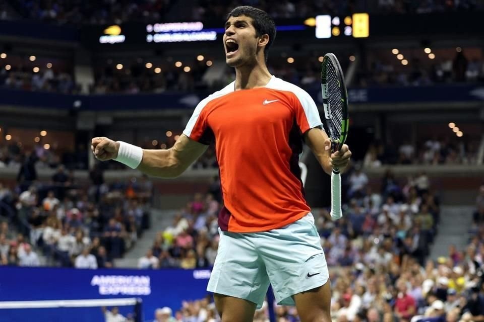 Carlos Alcaraz ganó su primer Grand Slam y de paseo se hizo de la cima de la ATP.