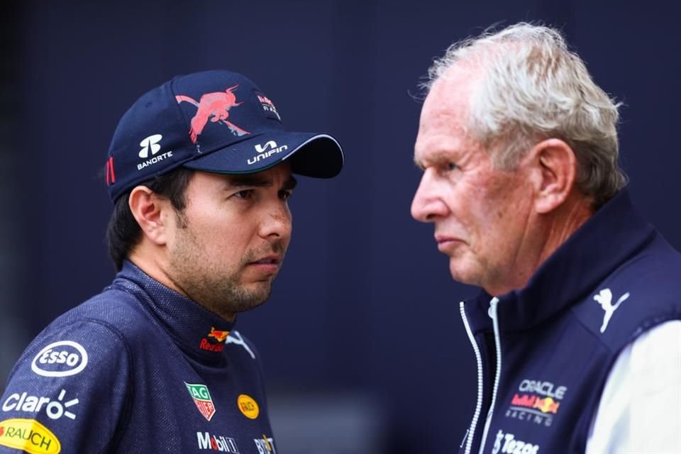 Checo arrancó en el cajón 13 de Monza, pero un problema en su RB18 hizo que entrara a los pits.