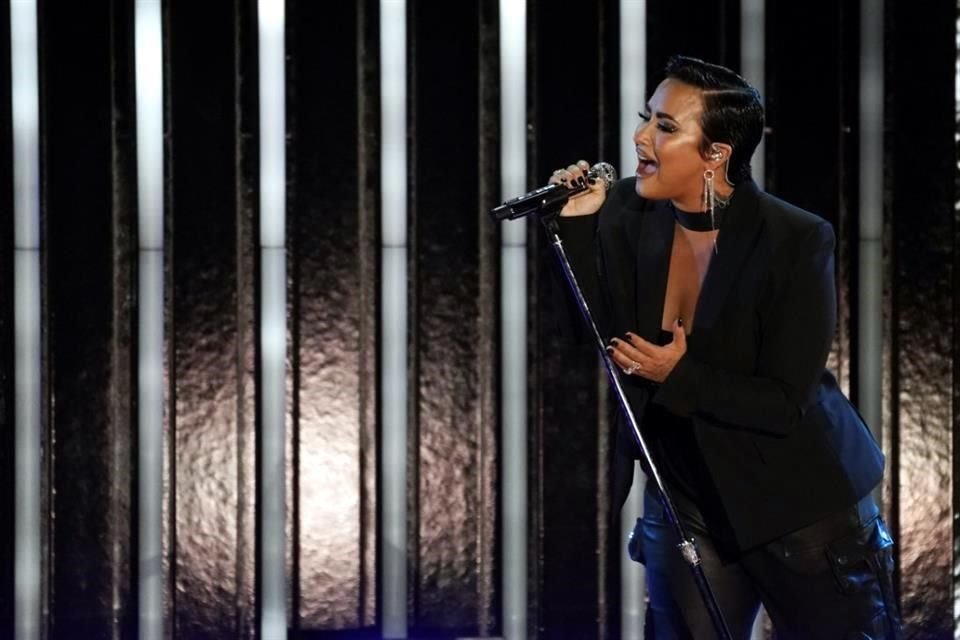 La cantante Demi Lovato insinuó en sus redes sociales que su actual gira podría ser la última de su carrera, pues ya no tiene energías.