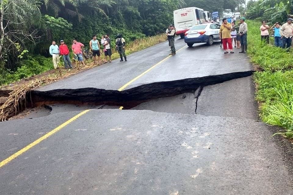 Carretera Acayucan-Veracruz.