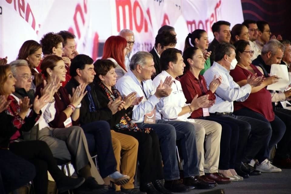 Todos los Gobernadores de la 4T acudieron al Congreso Nacional de Morena.