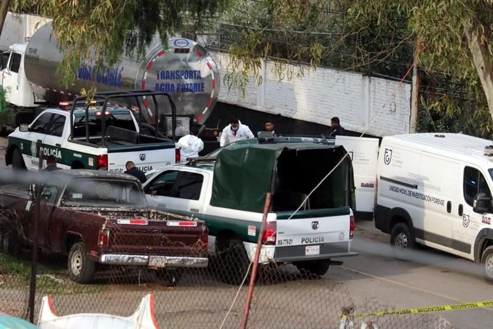 El cuerpo de una mujer de unos 25 años fue abandonado en la calle Emiliano Zapata, en la Colonia Ex Escuela de Tiro, Gustavo A. Madero.