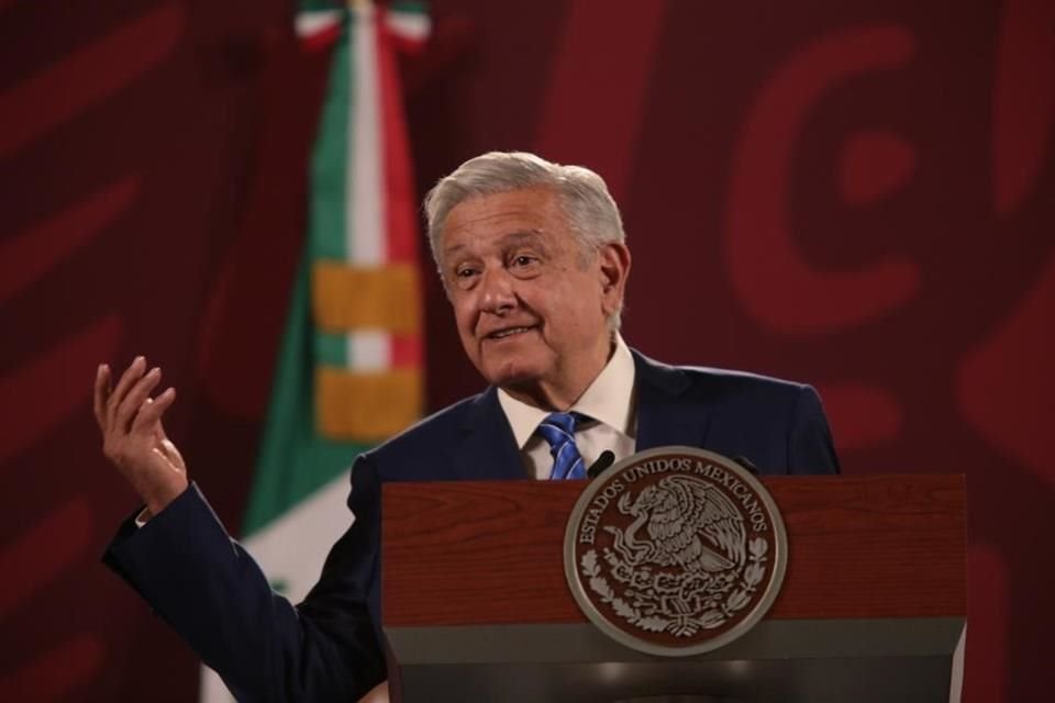 Pese a que Constitución y ley prohíben someter a consulta la seguridad nacional, AMLO propuso votación para extender uso de FA hasta 2028.